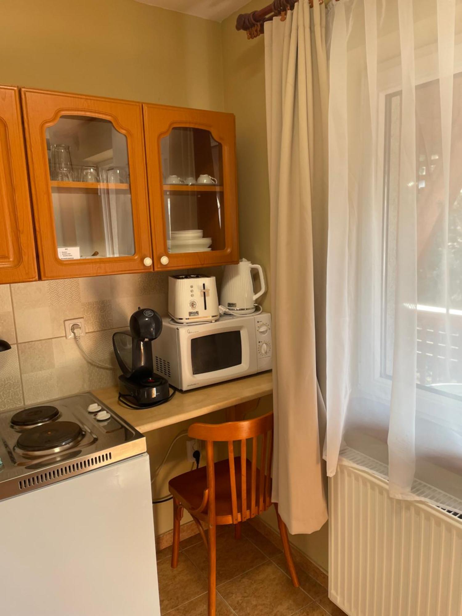 Rózsakert Apartmanház Hajduszoboszlo Exterior foto