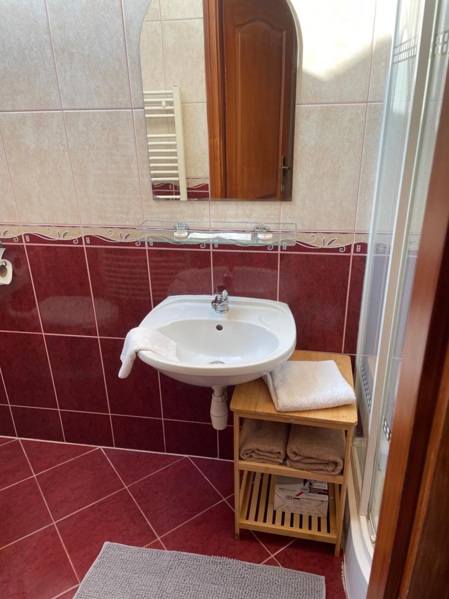 Rózsakert Apartmanház Hajduszoboszlo Exterior foto