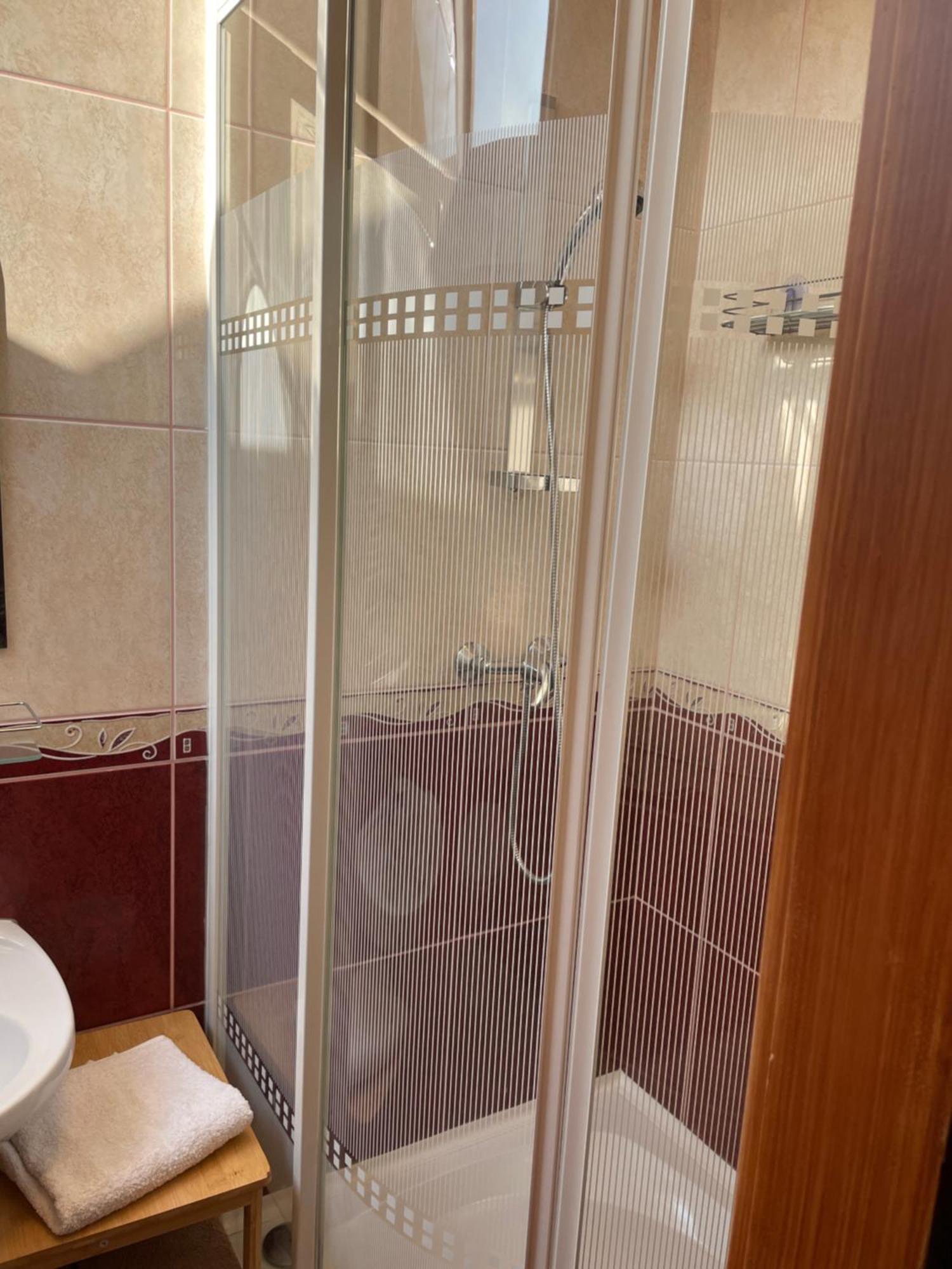 Rózsakert Apartmanház Hajduszoboszlo Exterior foto