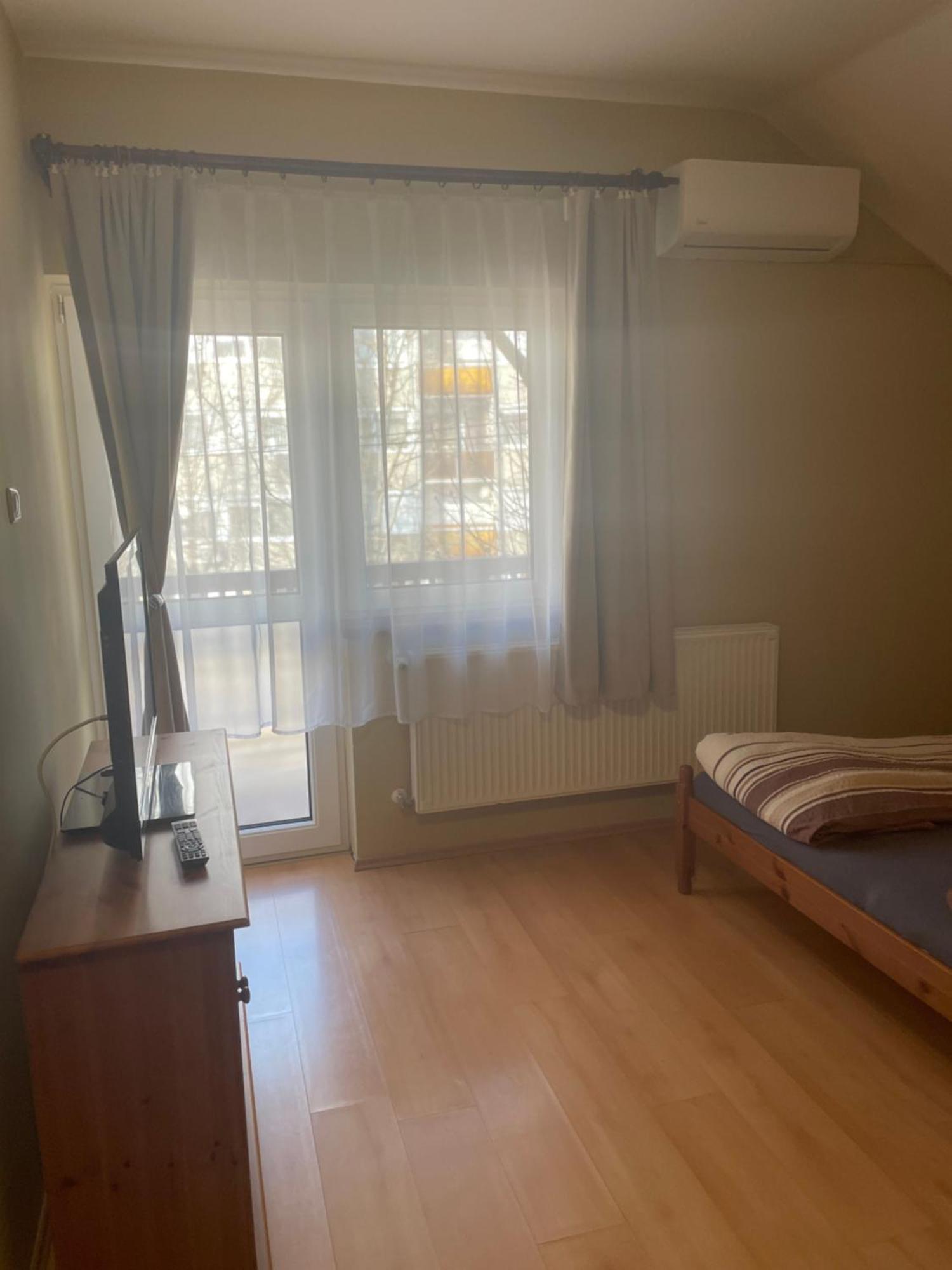 Rózsakert Apartmanház Hajduszoboszlo Exterior foto