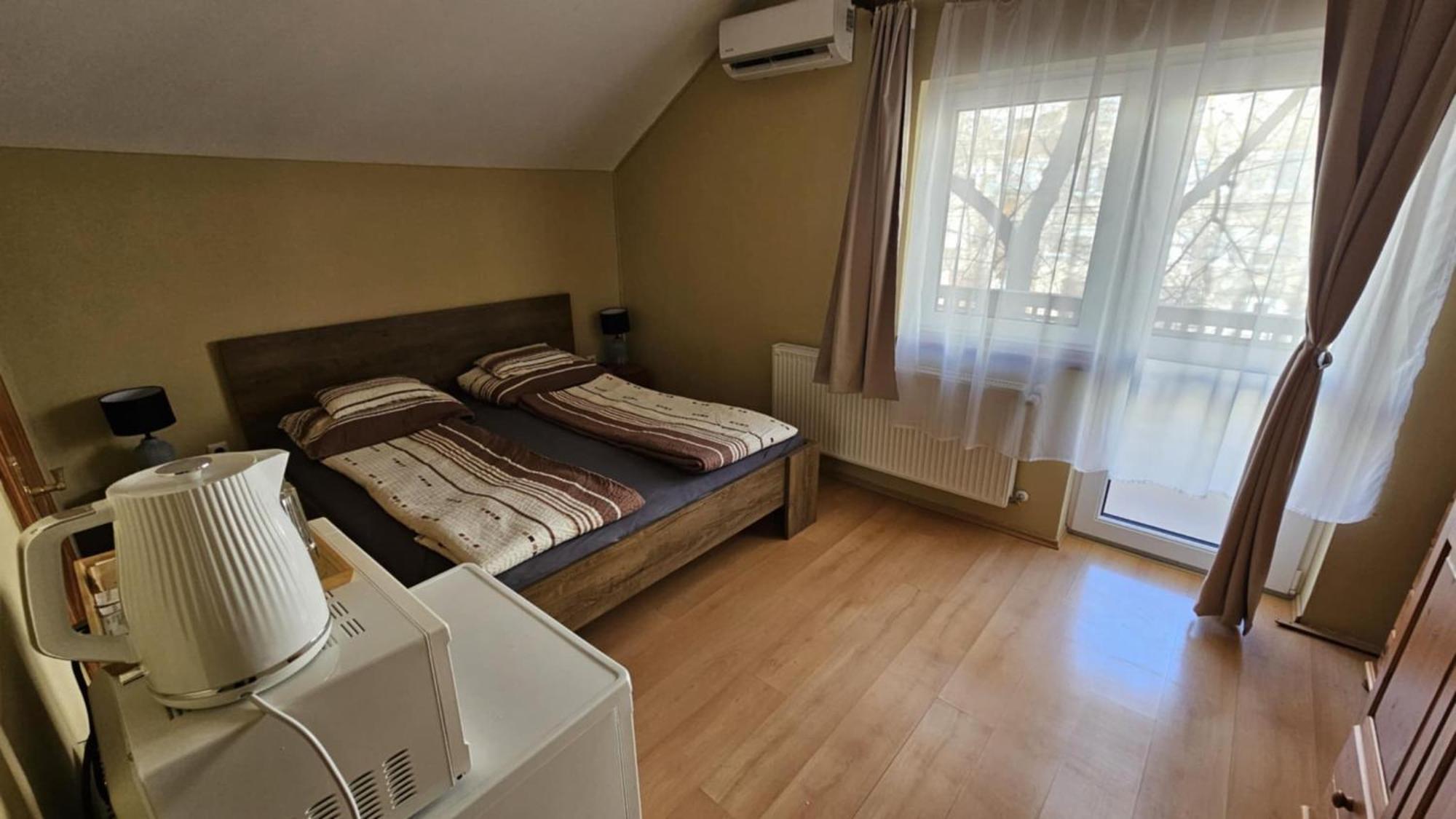 Rózsakert Apartmanház Hajduszoboszlo Exterior foto